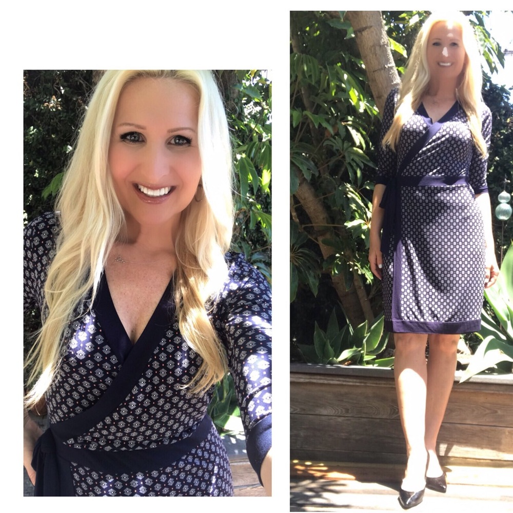☕️Lovely Navy Print Dress 🌟